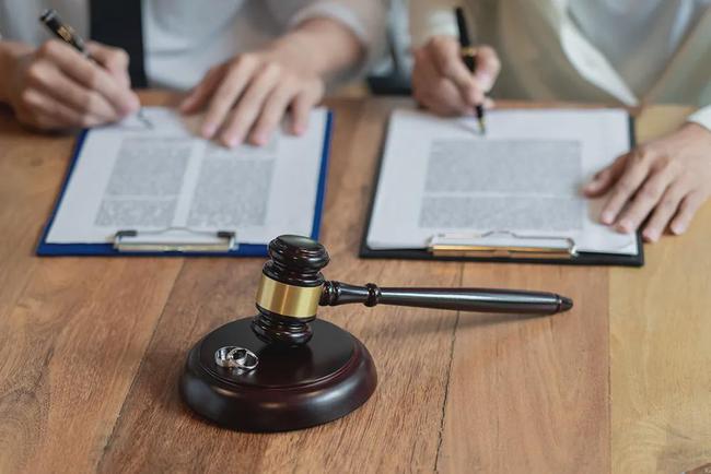 離婚協議中可以讓對方凈身出戶嗎？